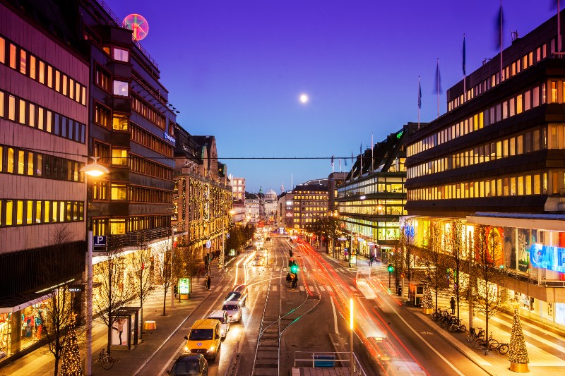 Trafik på gator i centrala Stockholm.